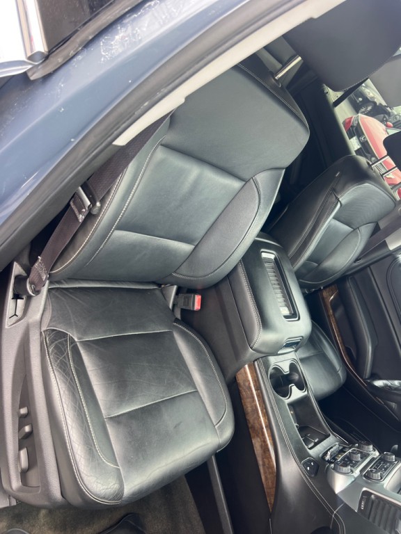 2015 Chevrolet Suburban Image 24