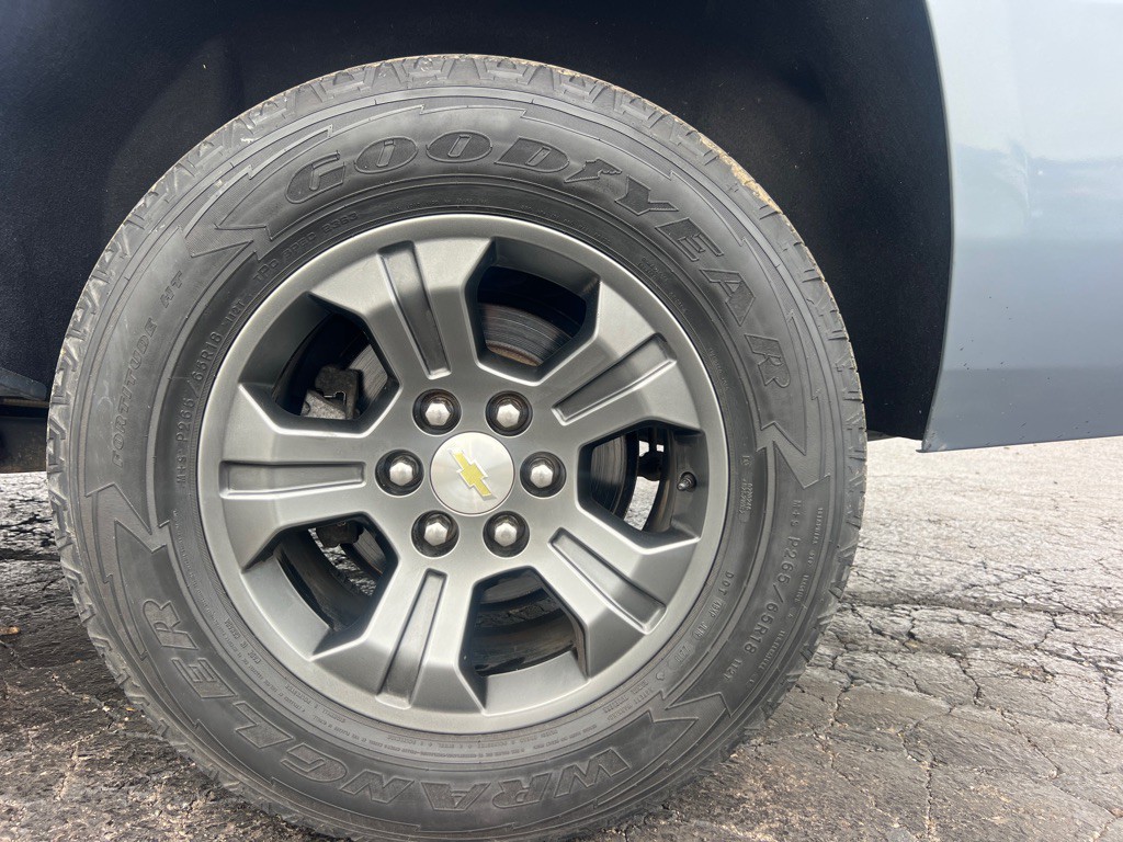 2015 Chevrolet Suburban Image 42