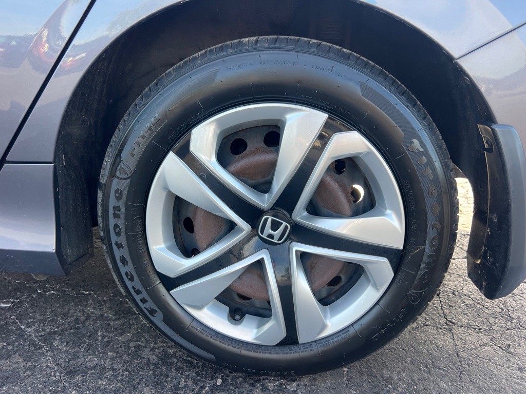 2016 Honda Civic Image 32
