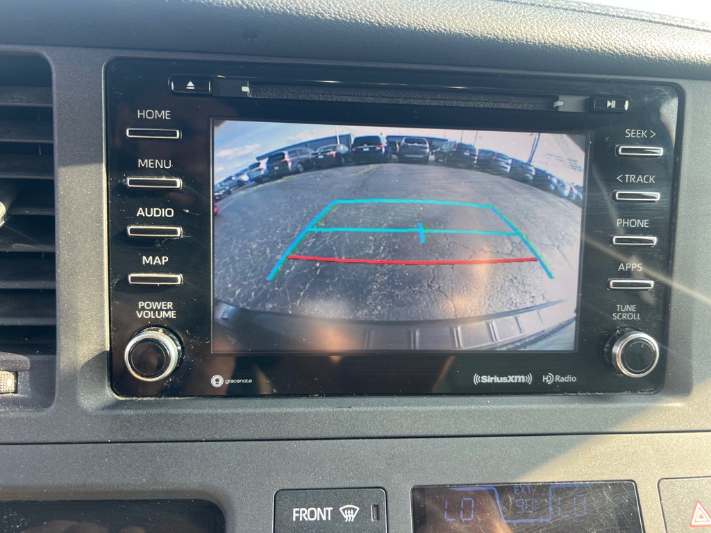 2020 Toyota Sienna Image 28