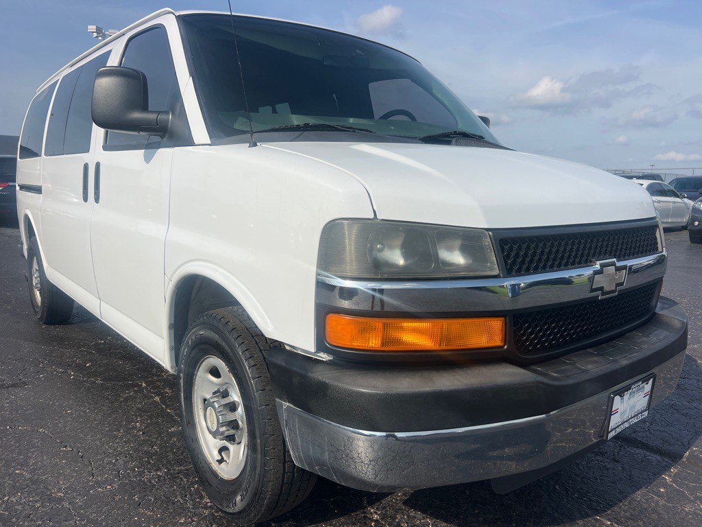 2012 Chevrolet Express Image 1