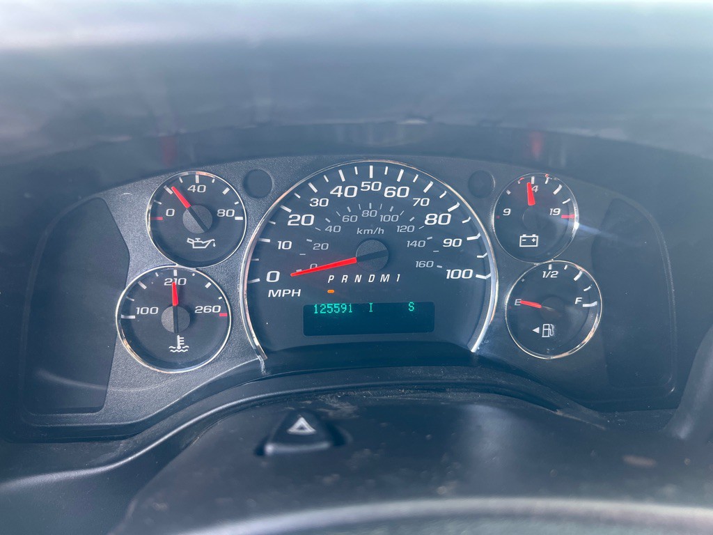 2012 Chevrolet Express Image 21