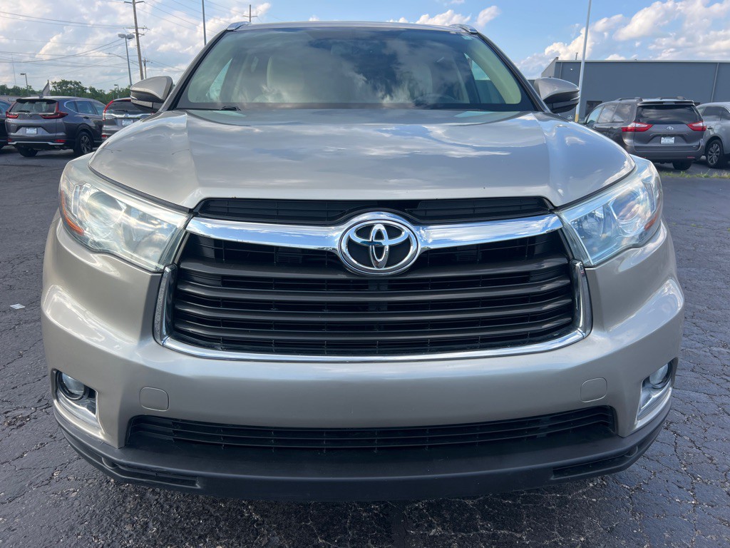 2014 Toyota Highlander Image 2