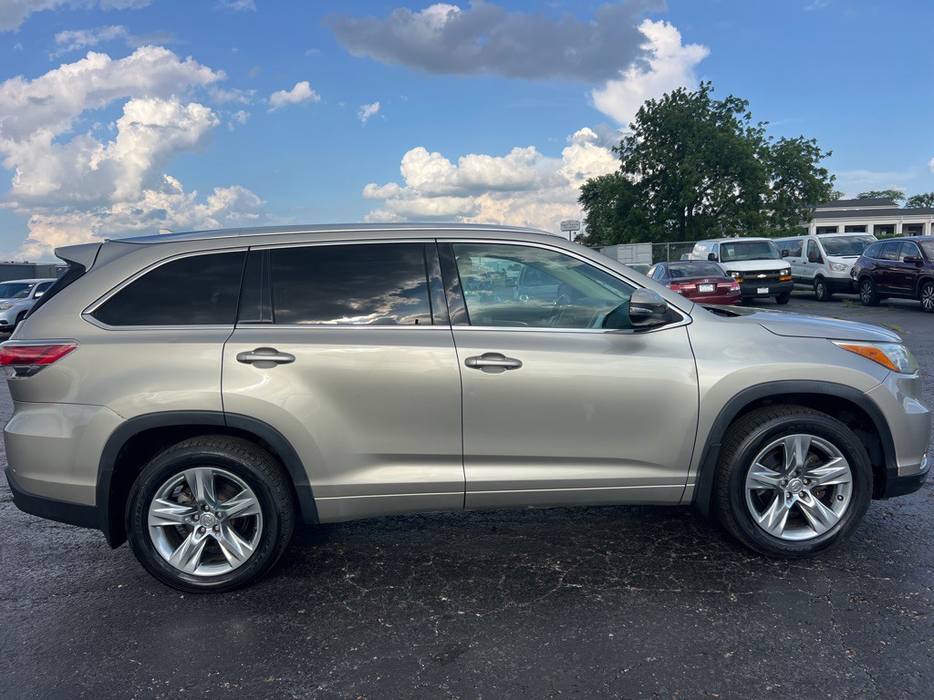 2014 Toyota Highlander Image 8