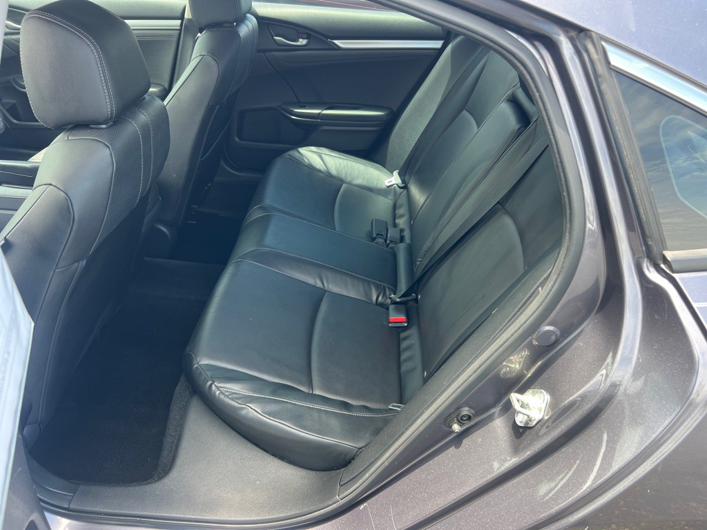 2017 Honda Civic Image 15