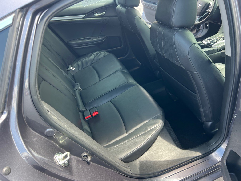 2017 Honda Civic Image 17