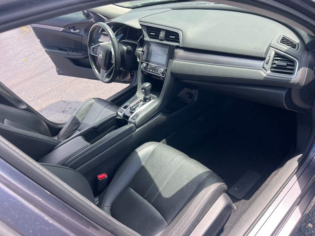 2017 Honda Civic Image 21
