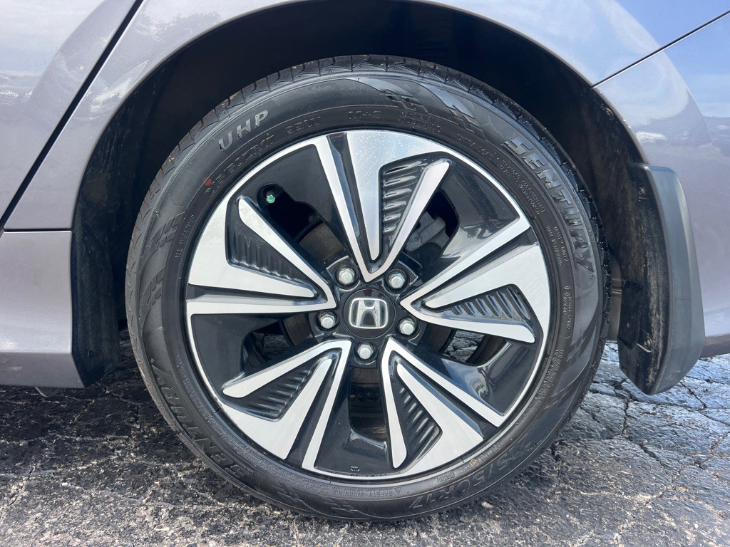 2017 Honda Civic Image 40