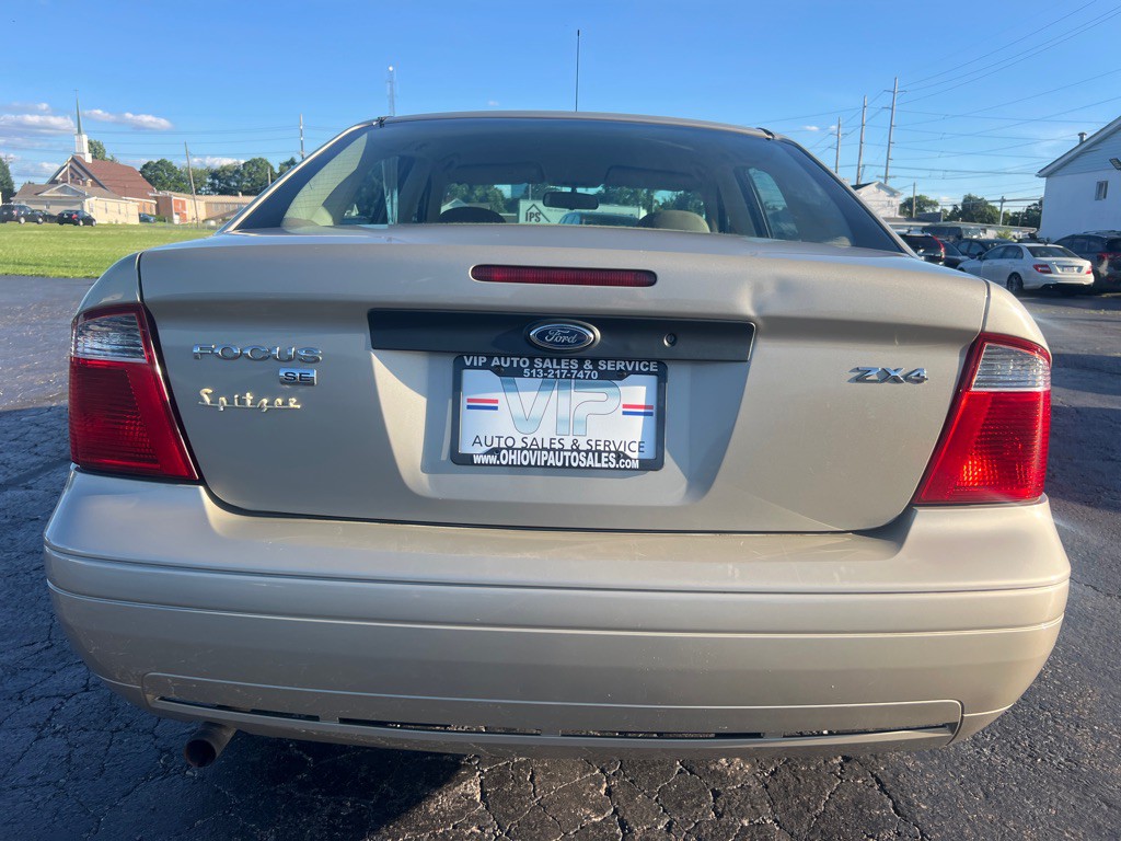 2006 Ford Focus Image 6