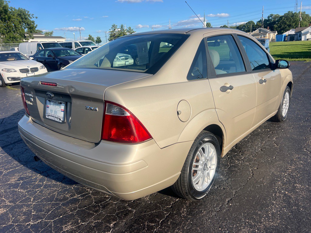 2006 Ford Focus Image 7