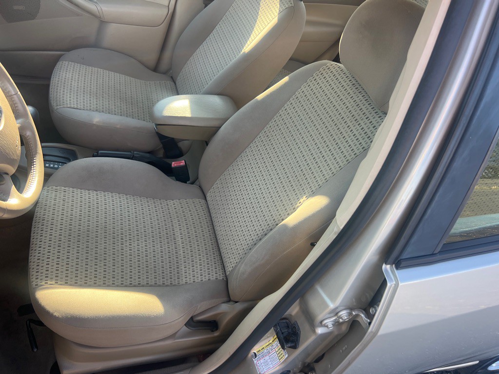 2006 Ford Focus Image 11