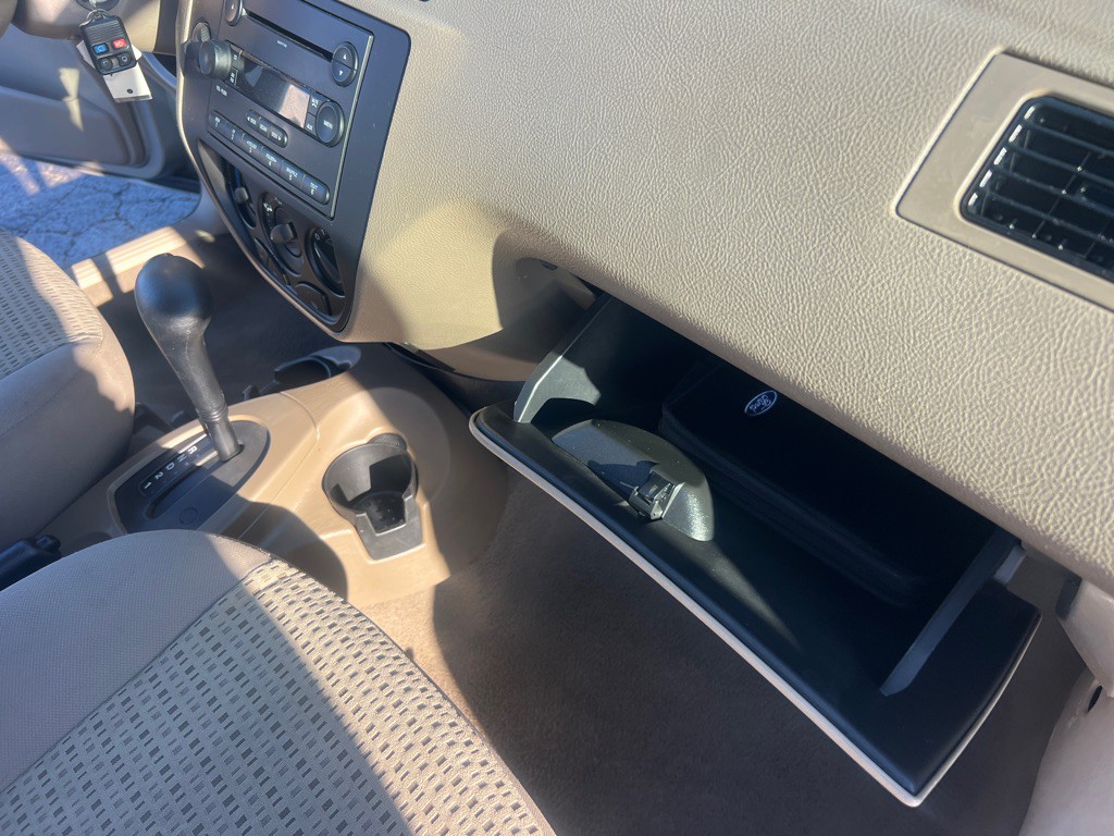 2006 Ford Focus Image 20
