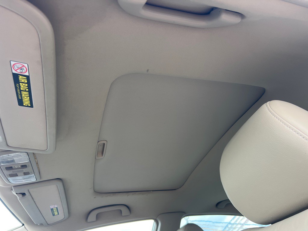 2011 Honda Civic Image 34