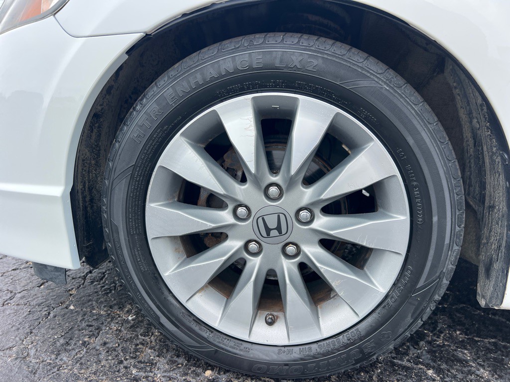 2011 Honda Civic Image 35