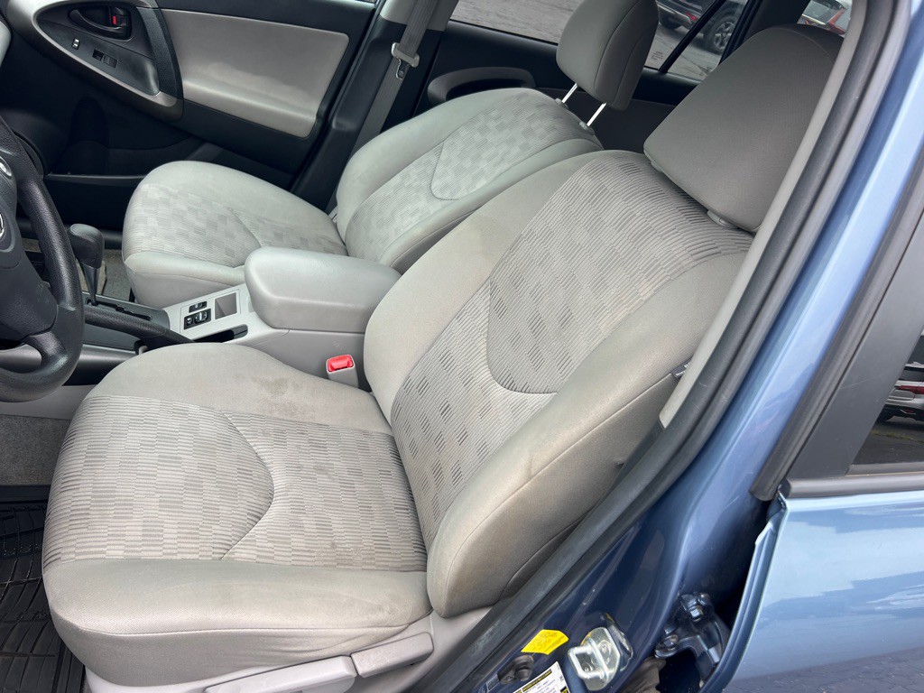 2011 Toyota Rav4 Image 11
