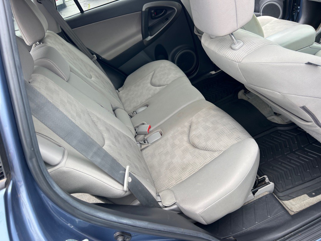2011 Toyota Rav4 Image 15