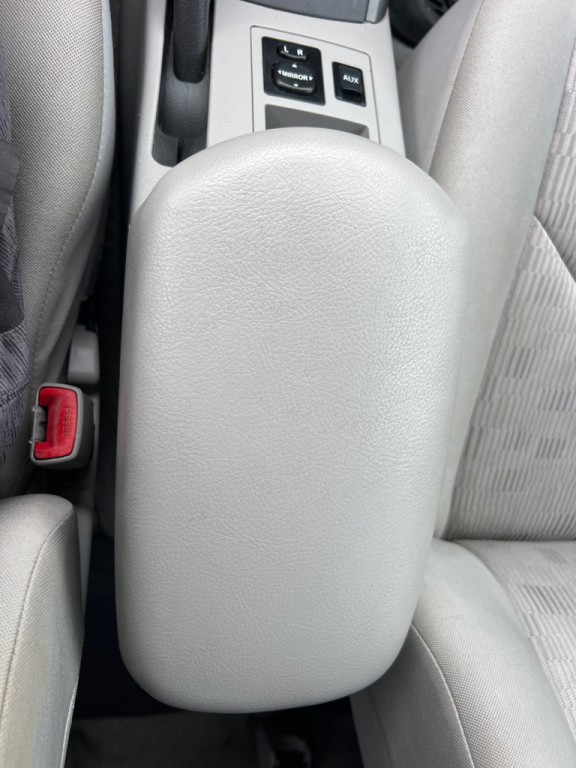 2011 Toyota Rav4 Image 31