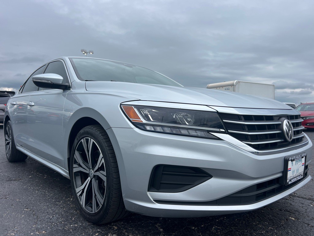 2021 Volkswagen Passat Image 1