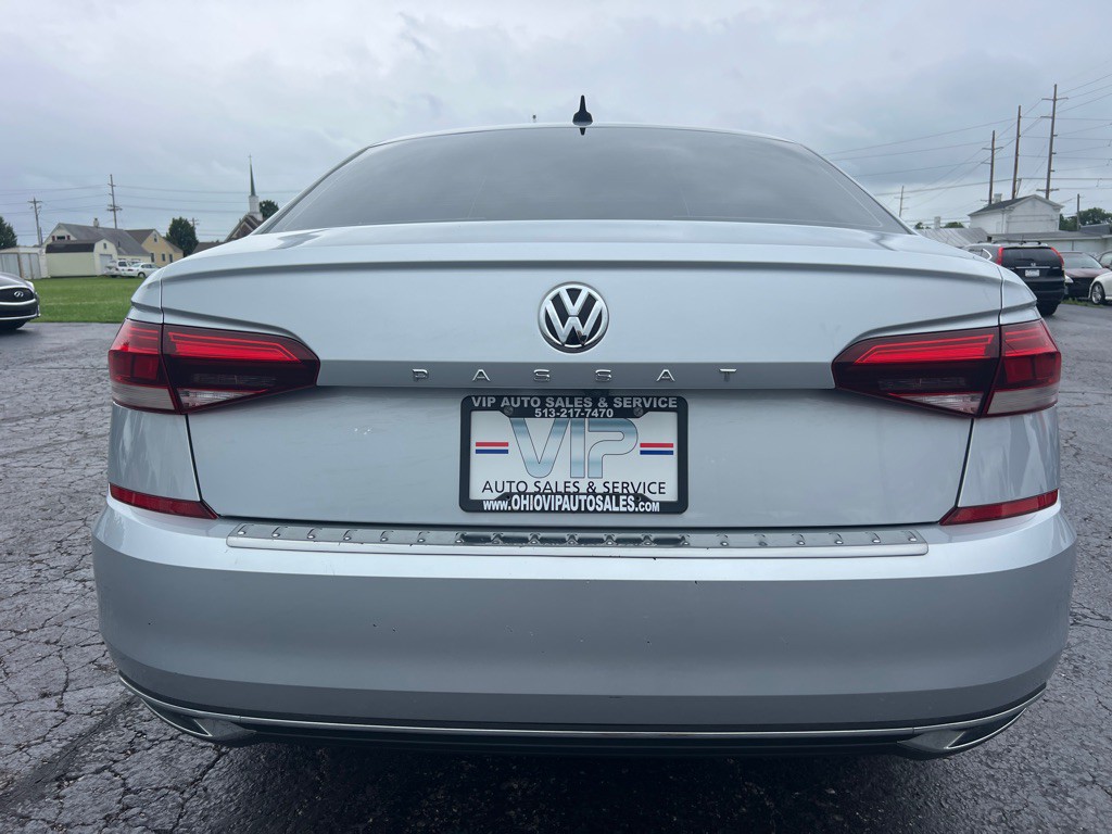 2021 Volkswagen Passat Image 6