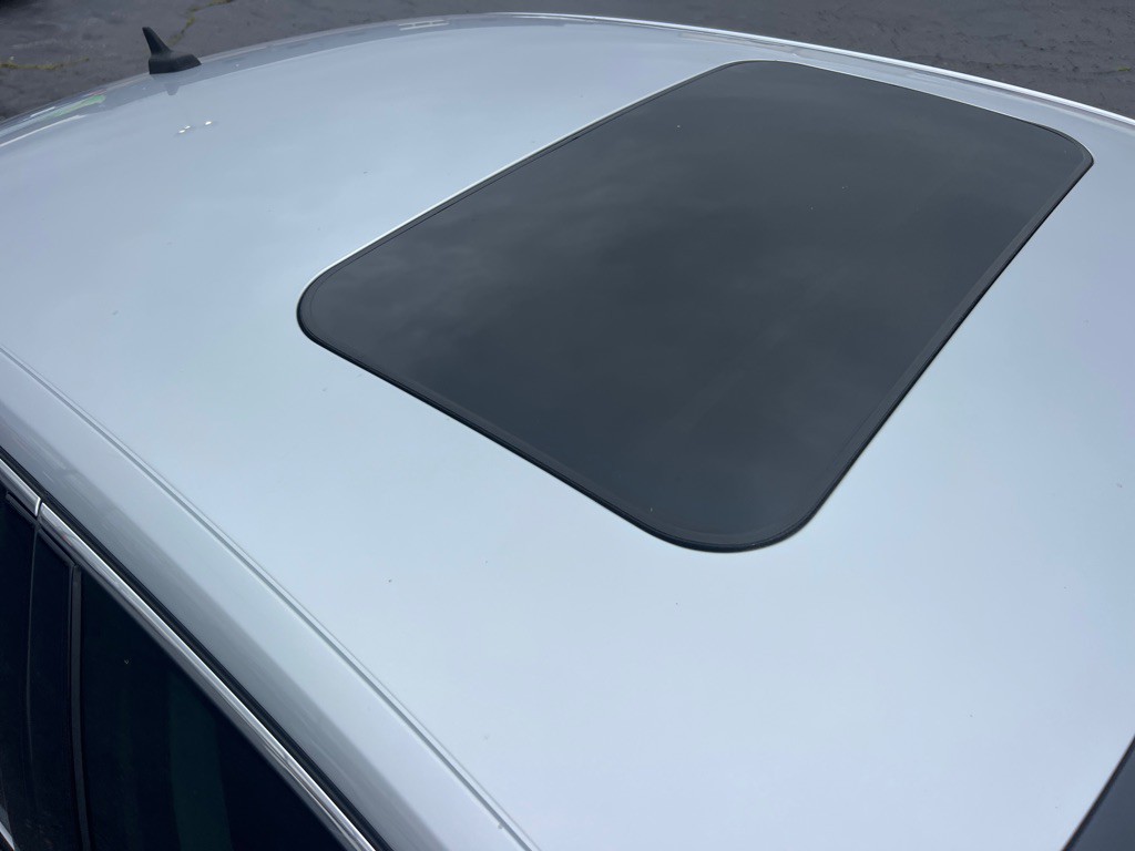 2021 Volkswagen Passat Image 9