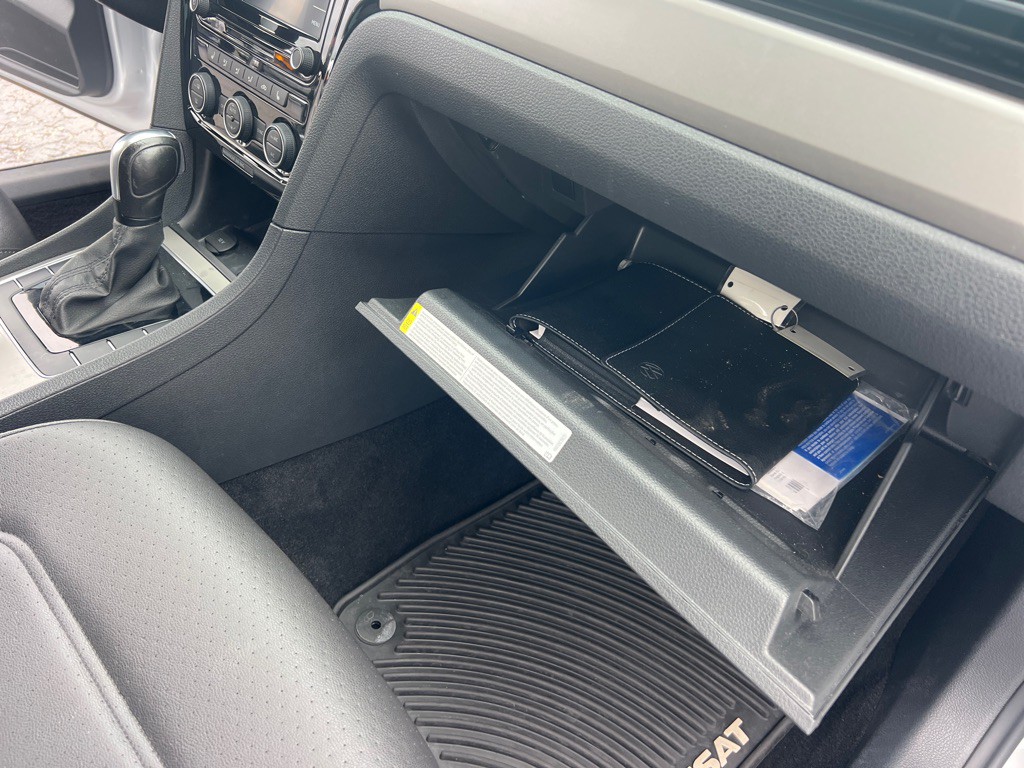 2021 Volkswagen Passat Image 21