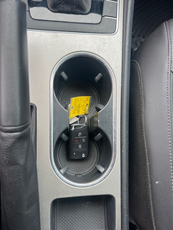 2021 Volkswagen Passat Image 34