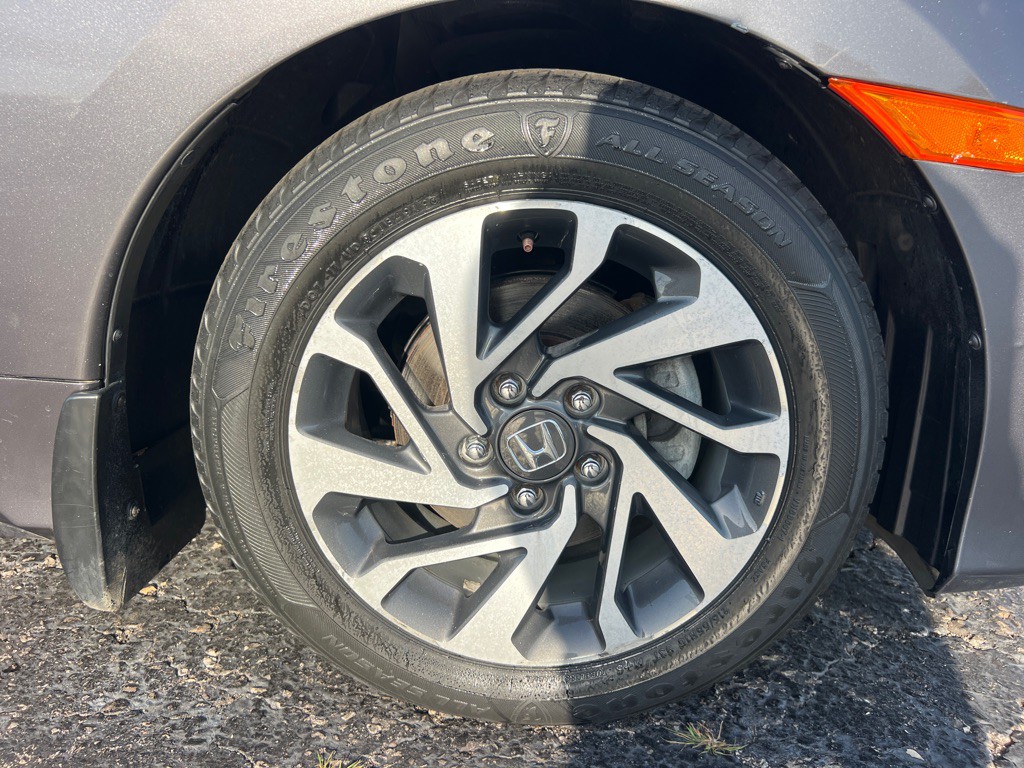 2016 Honda Civic Image 38