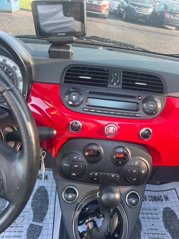 2012 FIAT 500 Image 25