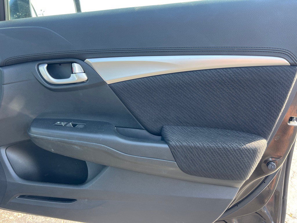2013 Honda Civic Image 18