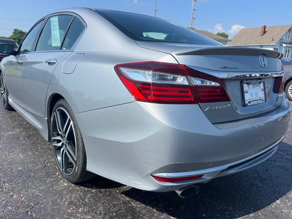 2017 Honda Accord Image 5