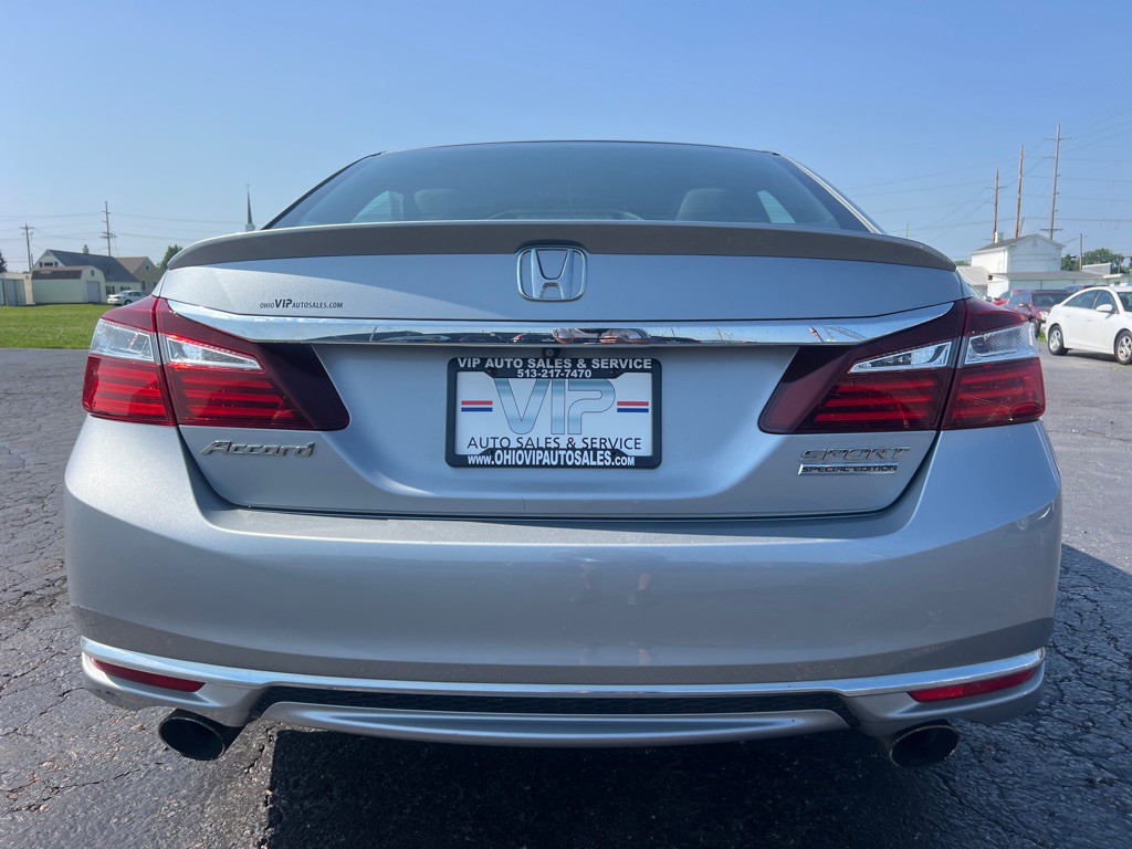 2017 Honda Accord Image 6