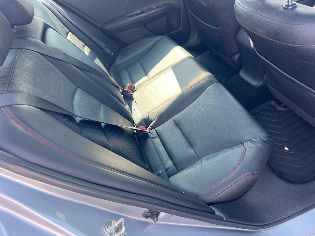 2017 Honda Accord Image 16