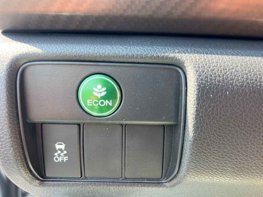 2017 Honda Accord Image 25