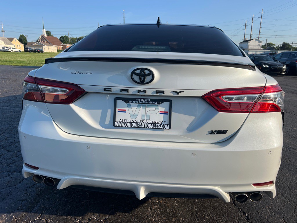 2019 Toyota Camry Image 6