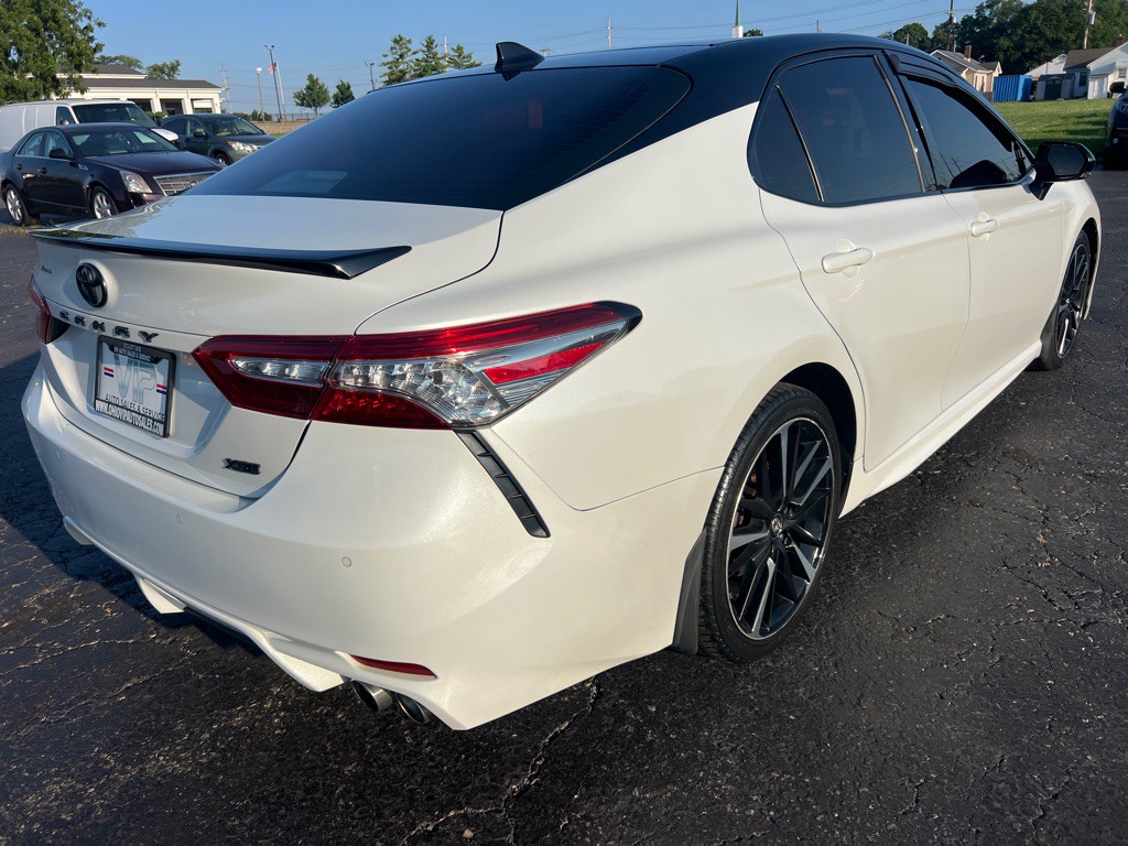 2019 Toyota Camry Image 7