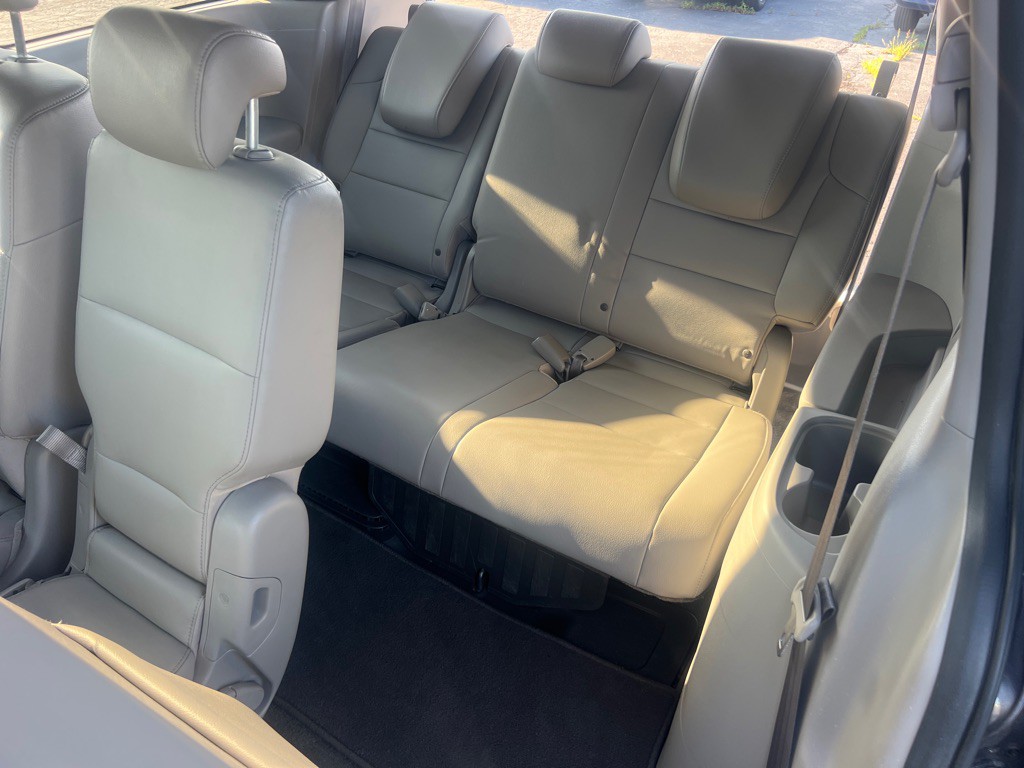 2016 Honda Odyssey Image 16