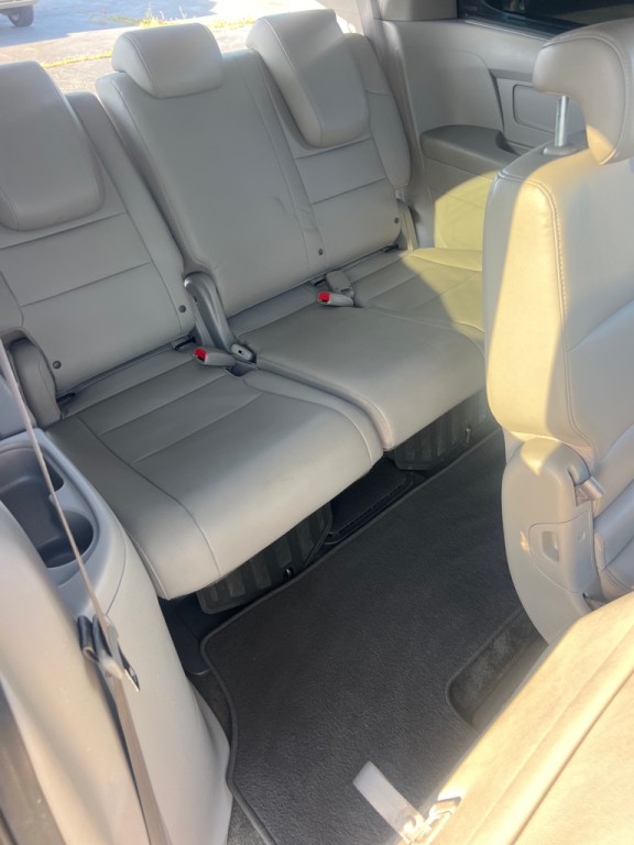 2016 Honda Odyssey Image 18