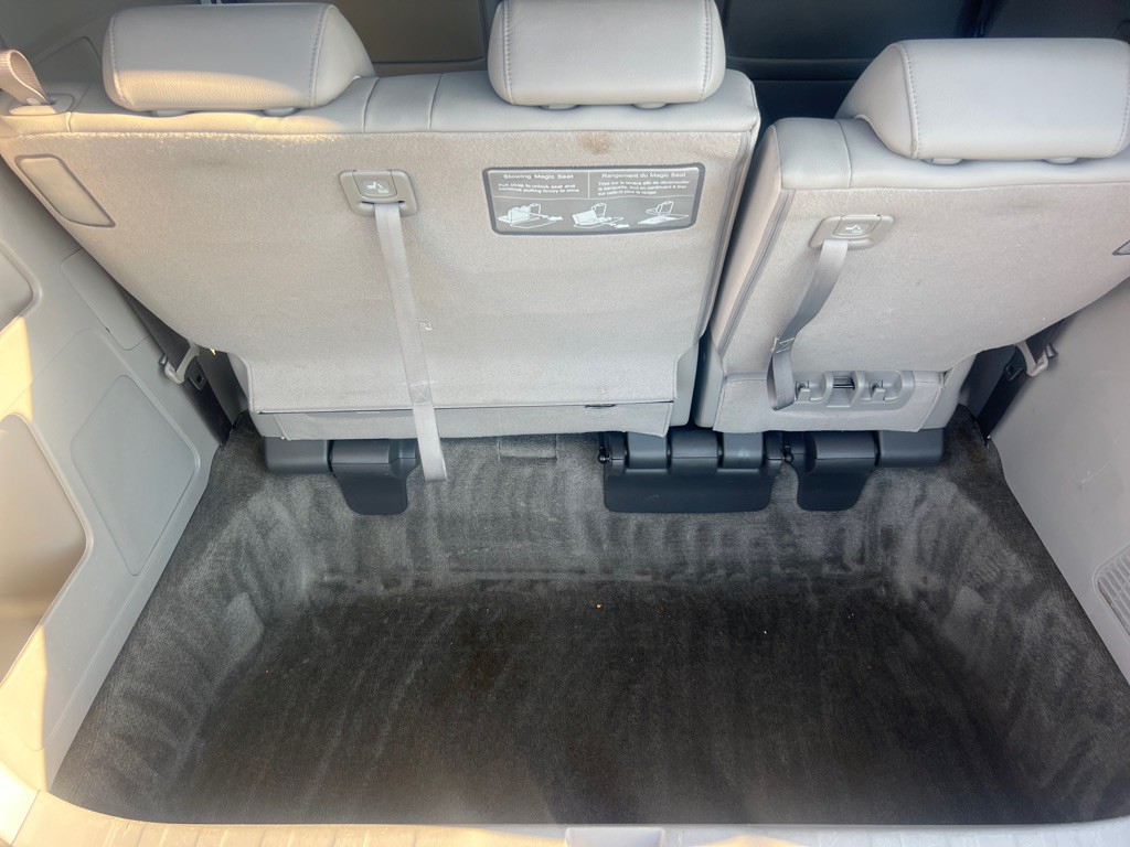 2016 Honda Odyssey Image 25