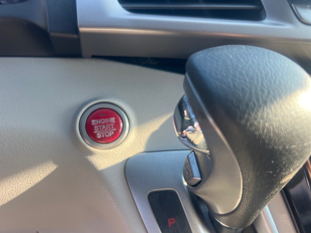 2016 Honda Odyssey Image 32