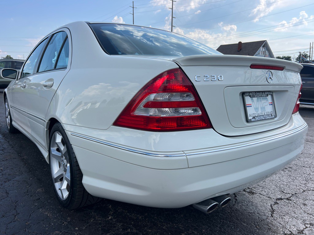 2007 Mercedes-Benz C-Class Image 5