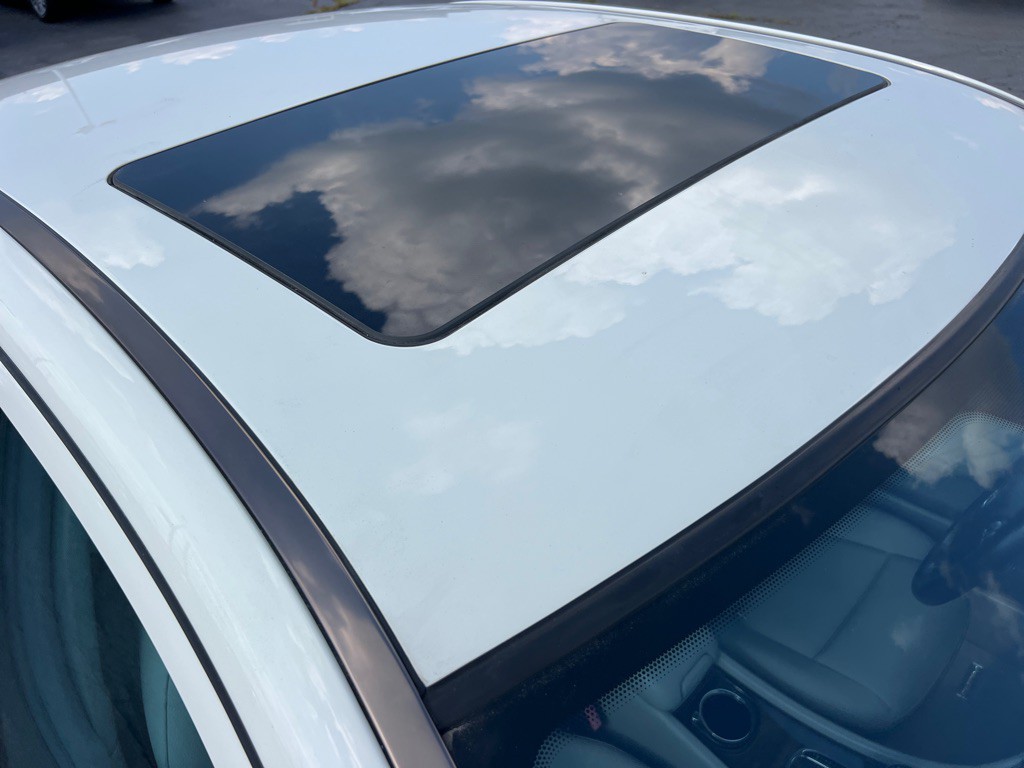 2007 Mercedes-Benz C-Class Image 9