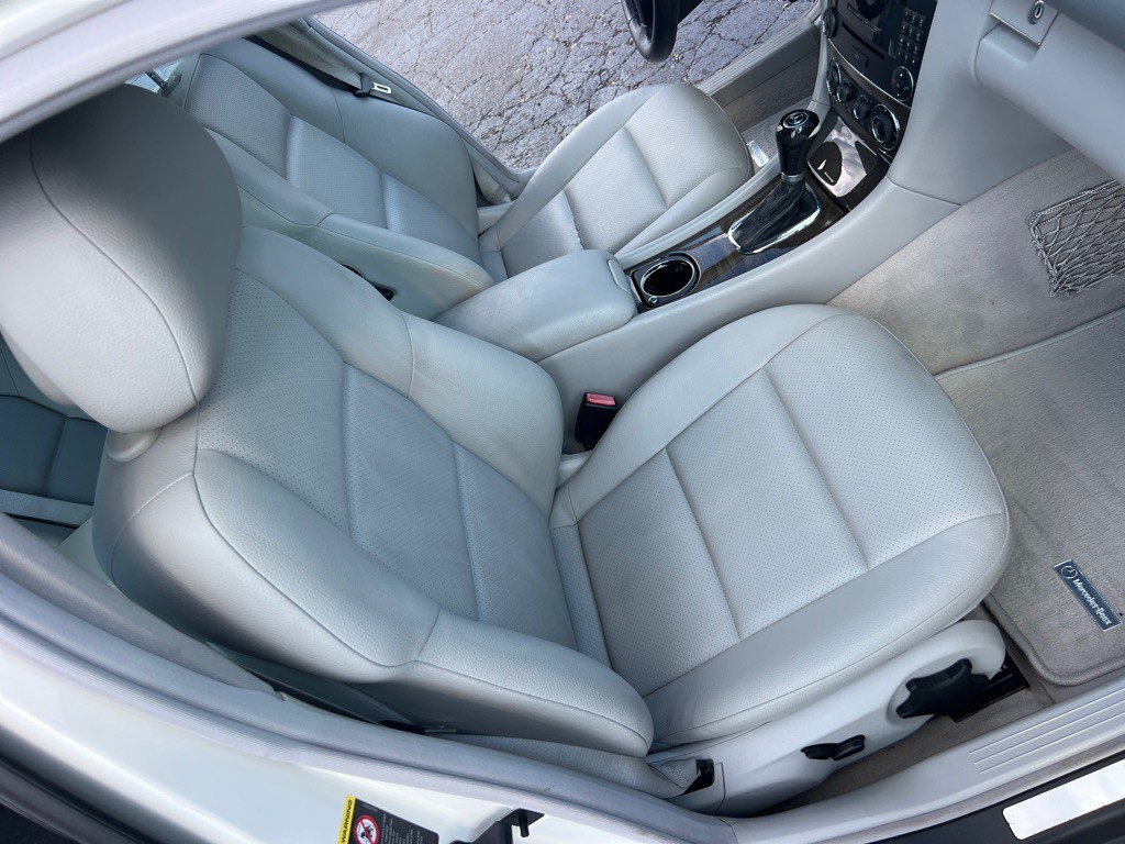 2007 Mercedes-Benz C-Class Image 20