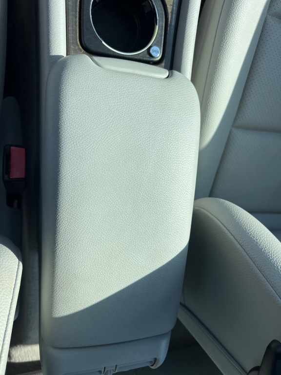 2007 Mercedes-Benz C-Class Image 33