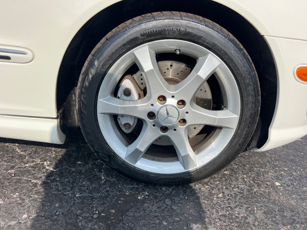 2007 Mercedes-Benz C-Class Image 40
