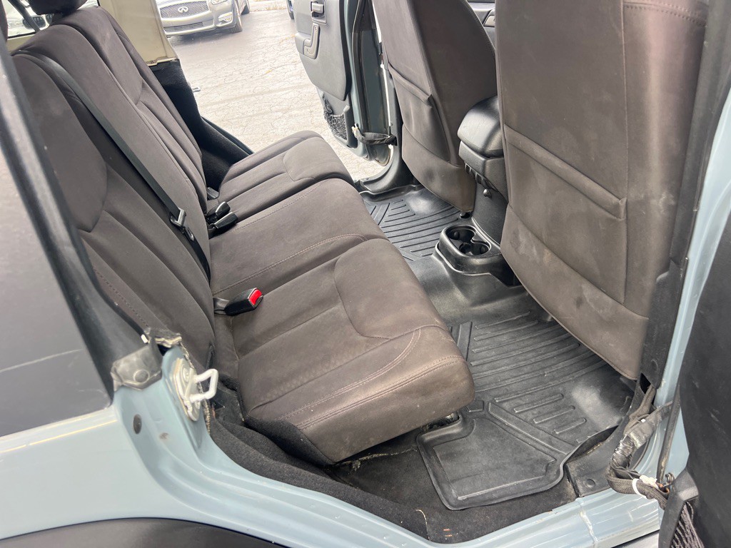 2015 Jeep Wrangler Unlimited Image 15