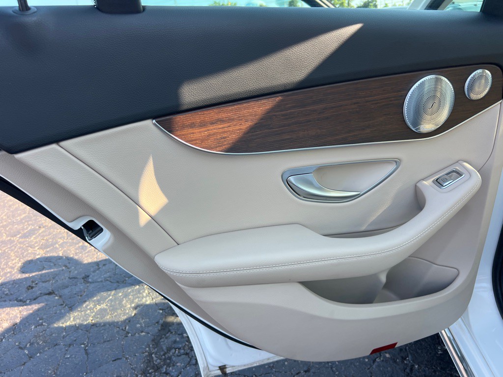 2021 Mercedes-Benz C-Class Image 12