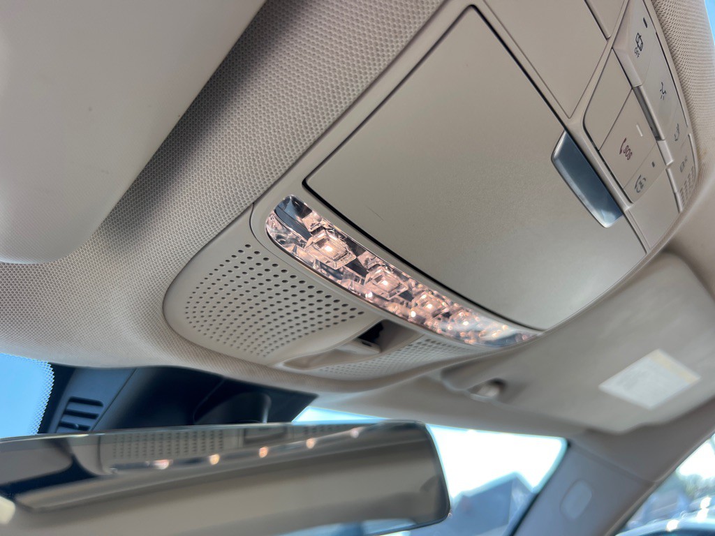 2021 Mercedes-Benz C-Class Image 39