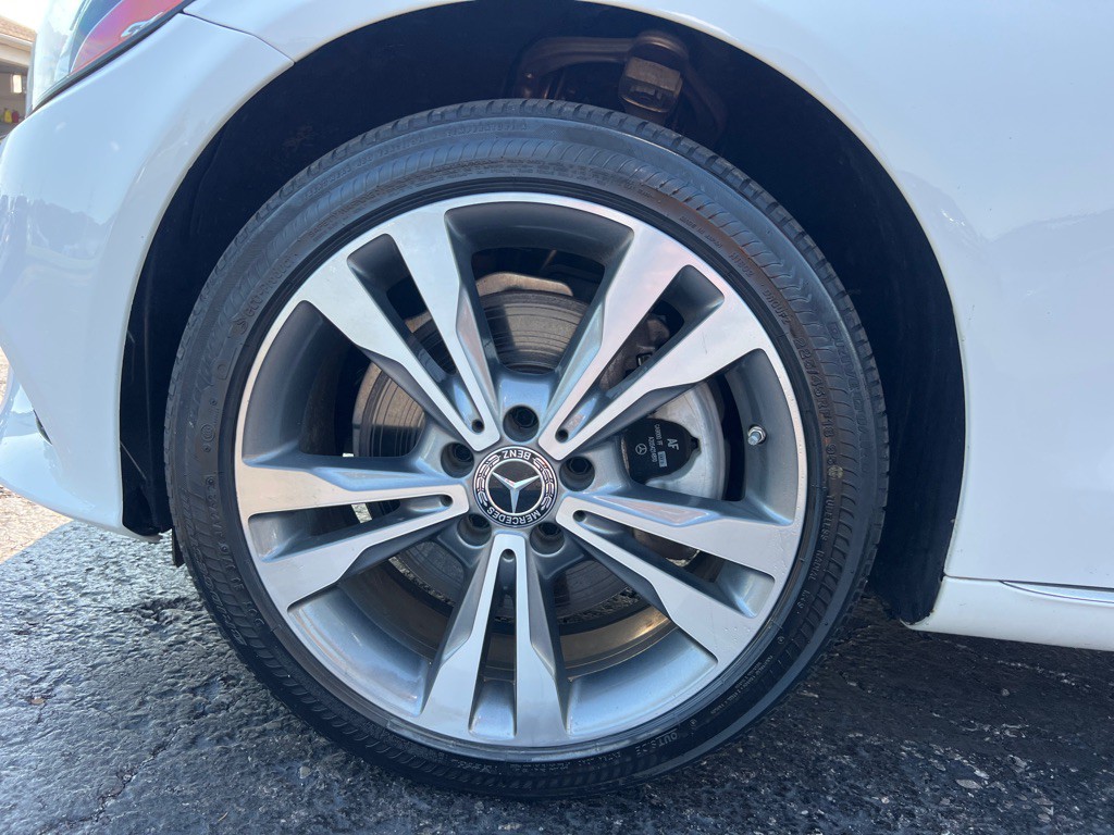 2021 Mercedes-Benz C-Class Image 41