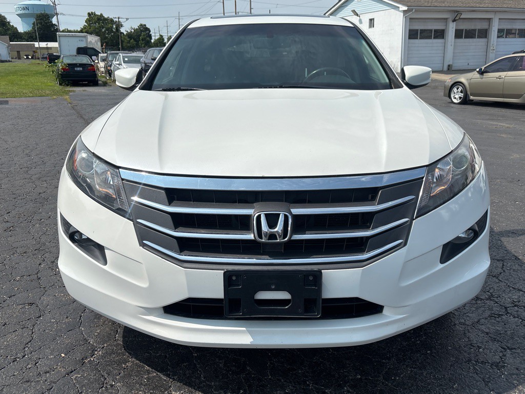 2011 Honda Crosstour Image 2