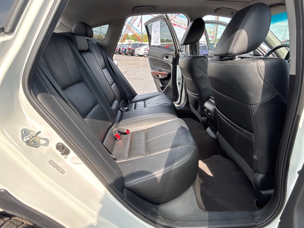 2011 Honda Crosstour Image 28
